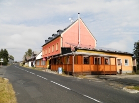 Действующий горнолыжный отель с рестораном на границе с Германией